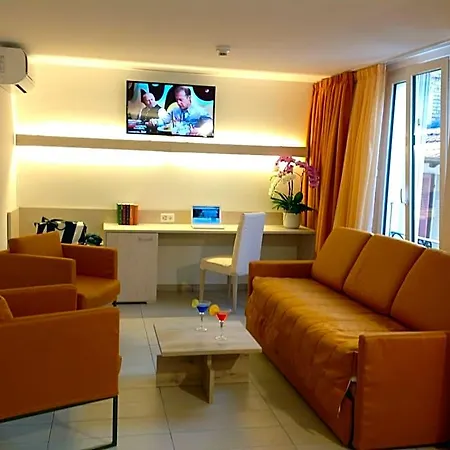 Tamaro فندق أسكونا